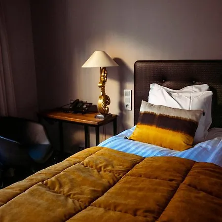 Hotel F6 4*