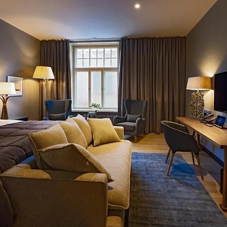 Hotel F6