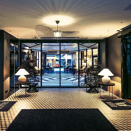 F6 Hotel 4*